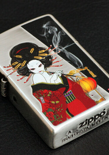 「煙管と女」ZIPPO 発売中